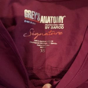 Greys Anatomy burgundy scrub set